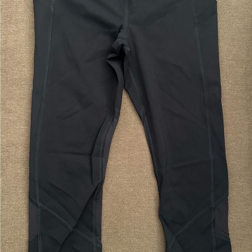 Lululemon Pace Rival Crop ( Navy) size 4